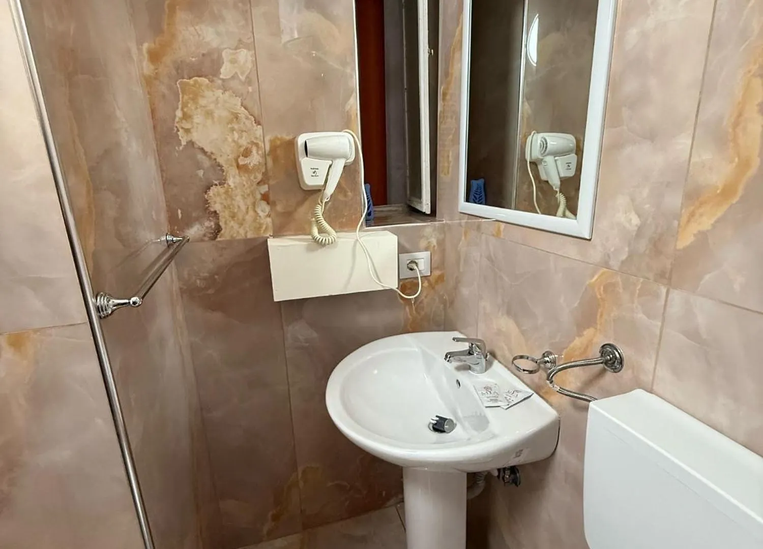 Valentino House Mattonelle Apartment Naples Italy