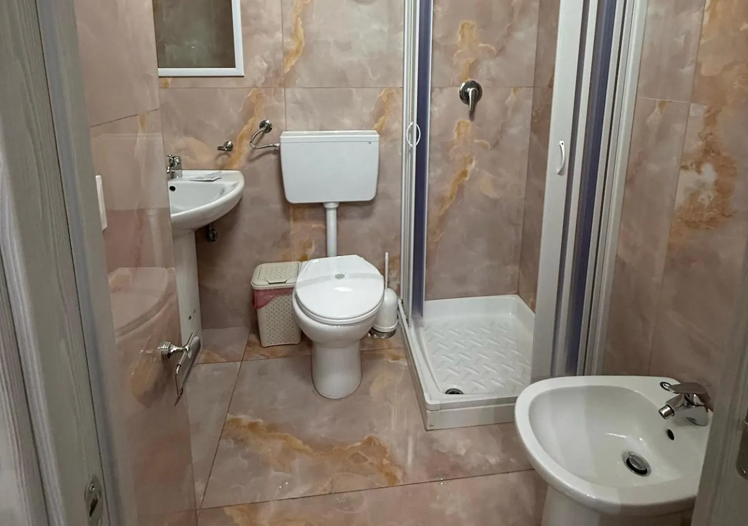 Valentino House Mattonelle Apartment Naples